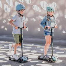Afbeelding in Gallery-weergave laden, Scoot and Ride - Highwaykick 5 - Forest LED (vanaf 5 jaar, lengte 118-180 cm)