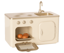 Afbeelding in Gallery-weergave laden, Maileg miniatuur keuken in metaal 11-0101-00