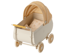 Afbeelding in Gallery-weergave laden, Maileg kinderwagen micro geel 11-2103-02