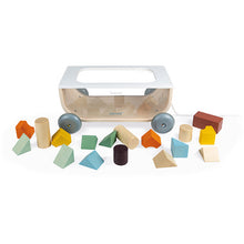 Afbeelding in Gallery-weergave laden, Janod Sweet Cocoon, houten trekkar Blokkenkar - J04407