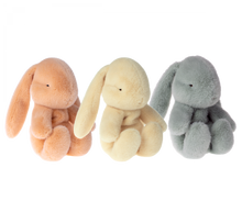 Afbeelding in Gallery-weergave laden, Maileg Bunny konijntje knuffel in ei - zachtblauw 16-3990-00