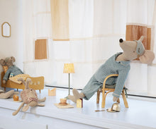 Afbeelding in Gallery-weergave laden, Maileg pyjama voor maxi muis 17-2501-02