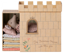 Afbeelding in Gallery-weergave laden, Maileg Prinses op de erwt - grote zus muis 17-3200-01