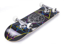 Afbeelding in Gallery-weergave laden, Enuff skateboard 8" x 32" - Geoskull Black