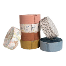 Afbeelding in Gallery-weergave laden, ByAlex Poef Ride to the stars / Space - vloerkussen diameter 40 cm / 15 cm hoog