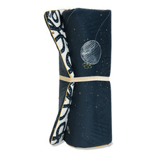 Afbeelding in Gallery-weergave laden, ByAlex Playmats Ride to the stars - speelmat 140 x 80 cm