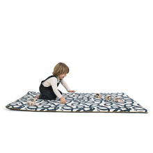 Afbeelding in Gallery-weergave laden, ByAlex Playmats Ride to the stars - speelmat 140 x 80 cm