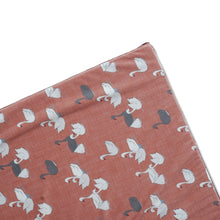 Afbeelding in Gallery-weergave laden, ByAlex Playmats Grandma's Dress, Oma's Jurk - speelmat 140 x 80 cm