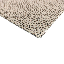 Afbeelding in Gallery-weergave laden, ByAlex Playmats Leopard Love Luipaard - speelmat 140 x 80 cm