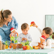 Afbeelding in Gallery-weergave laden, Corolle Mon Grand Poupon Babypop - Charly Tuinieren, lengte 36 cm