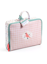 Afbeelding in Gallery-weergave laden, Djeco Pomea poppenkoffer - DJ07860