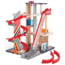 Afbeelding in Gallery-weergave laden, Hape Toys houten Gearhead Stunt Garage - E3019