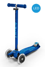 Afbeelding in Gallery-weergave laden, MICRO Step Maxi Micro Deluxe LED Navy Blue (5-12 jaar) - MMD083