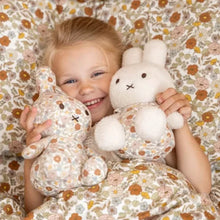 Afbeelding in Gallery-weergave laden, Little Dutch Nijntje knuffel Vintage Little Flowers 25 cm - NIJN750