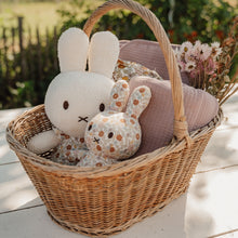 Afbeelding in Gallery-weergave laden, Little Dutch Nijntje knuffel Vintage Little Flowers 25 cm - NIJN750