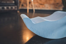 Afbeelding in Gallery-weergave laden, MOES Play - Open ended Balance board - Dolphin