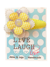 Afbeelding in Gallery-weergave laden, Akke & Jaja haarspeld groot - haarspeld geel Twinkle, Twinkle, Little Star