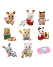 Afbeelding in Gallery-weergave laden, Aske Schillemans 🩷 Sylvanian Families Baby Camping series, surprise zakje - 5466