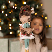 Afbeelding in Gallery-weergave laden, Little Dutch knuffelpop Evi Kerstmis 35 cm - LD4566
