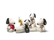 Afbeelding in Gallery-weergave laden, Steiff x Snoopy - Snoopy 30 cm wit - 024702
