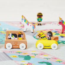 Afbeelding in Gallery-weergave laden, Janod Crossroads – houten wagen Prinsessenmobiel - J05921
