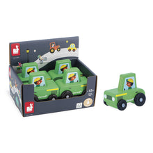 Afbeelding in Gallery-weergave laden, Janod Crossroads – houten wagen Groene Tractor - J05931
