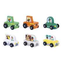 Afbeelding in Gallery-weergave laden, Janod Crossroads – houten wagen Groene Tractor - J05931
