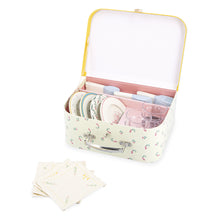 Afbeelding in Gallery-weergave laden, Janod Shiny Grandma – Picknick theeset koffer - J06637
