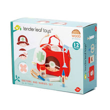 Afbeelding in Gallery-weergave laden, Tender Leaf Toys dokter en verpleegster set - TL8113
