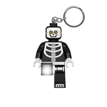 Afbeelding in Gallery-weergave laden, Lego sleutelhanger met licht - Skelet jongen Halloween
