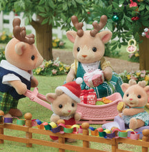 Afbeelding in Gallery-weergave laden, Sylvanian Families Reinder Family - 5692
