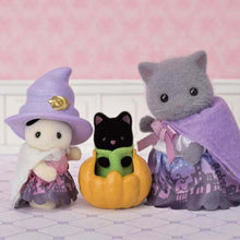 Afbeelding in Gallery-weergave laden, Sylvanian Families Halloween Surprise Party set - 5764
