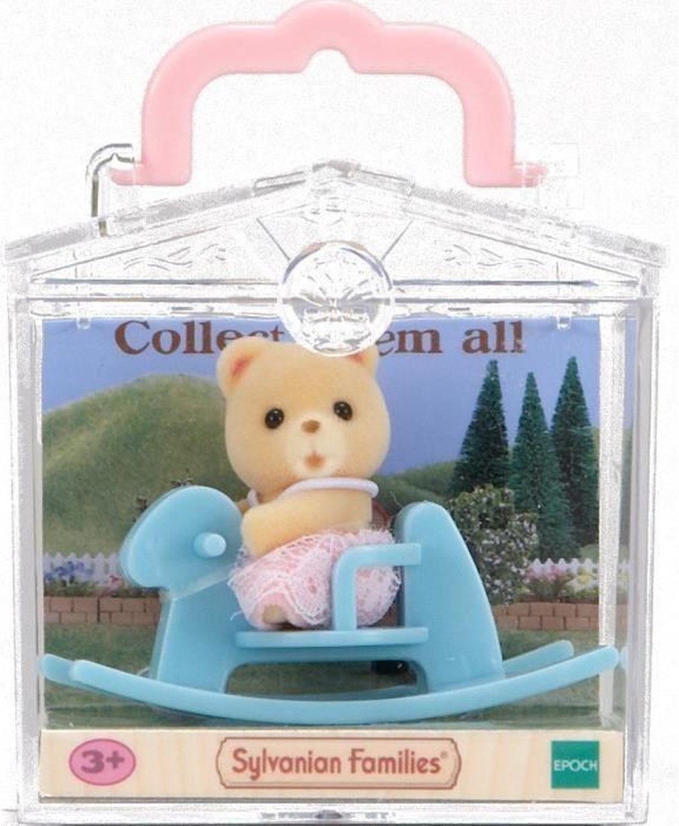 Sylvanian Families baby beertje op hobbelpaardje, in koffertje - 5199