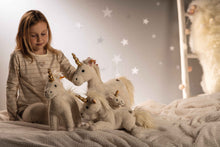 Afbeelding in Gallery-weergave laden, Steiff Friends – Unica unicorn, white - 27 cm

