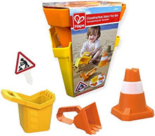 Afbeelding in Gallery-weergave laden, Hape Toys Construction Sand Toy Set - E4097
