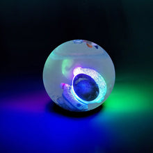 Afbeelding in Gallery-weergave laden, Legami - lichtgevende stuiterbal 7.5 cm - Space
