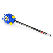Afbeelding in Gallery-weergave laden, Legami Lichtgevende puntenslijper met houder - Monster - Sharpening is Magic!

