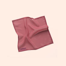 Afbeelding in Gallery-weergave laden, ALittle Botanic Label - Playcycle speeldoek klein - 30cm - pastel rood
