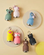 Afbeelding in Gallery-weergave laden, Asobu Mini Bestie sleutelhanger drinkfles - 200 ml - Beer
