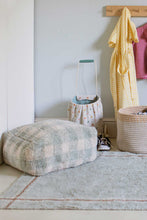 Afbeelding in Gallery-weergave laden, Lorena Canals poef pouf - Vichy Blue Sage
