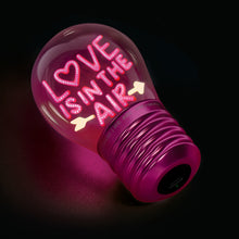 Afbeelding in Gallery-weergave laden, Legami Valentijn - Decorative lightbulb - Love is in the Air - Bulb Fiction
