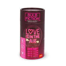 Afbeelding in Gallery-weergave laden, Legami Valentijn - Decorative lightbulb - Love is in the Air - Bulb Fiction
