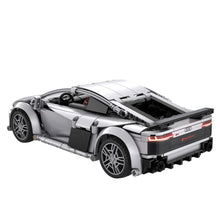 Afbeelding in Gallery-weergave laden, CaDA Audi R8 Coupé (1:14)
