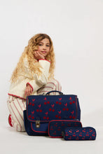Afbeelding in Gallery-weergave laden, Caramel &amp; Cie - Medium boekentas Velvet Cherries - MSA11_7409
