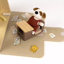 Afbeelding in Gallery-weergave laden, Egmont Toys - meeneem School Mini Friends
