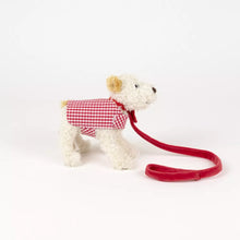 Afbeelding in Gallery-weergave laden, Egmont Toys Knuffel hond Eliot met riem &amp; jas
