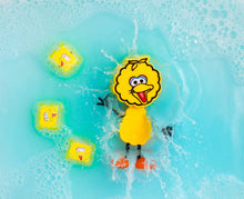 Afbeelding in Gallery-weergave laden, GloPals character Sesamstraat Pino Bigbird geel
