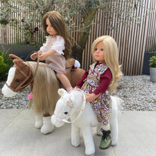 Afbeelding in Gallery-weergave laden, Götz Pony to brush and style brown beauty
