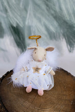 Afbeelding in Gallery-weergave laden, Great Pretenders Evangelina de Engel muis
