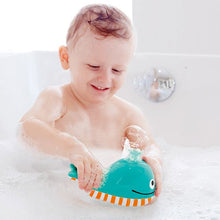 Afbeelding in Gallery-weergave laden, Hape Toys - Bubble Blowing Whale badspeelgoed - E0216
